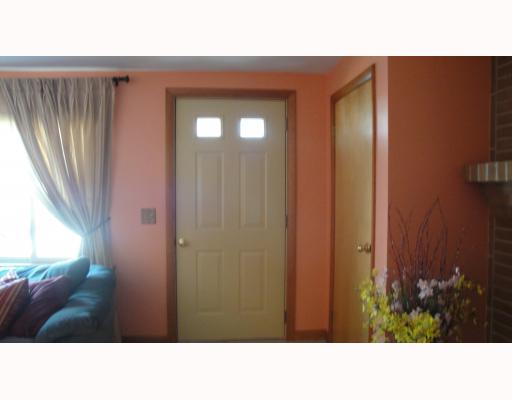 191 Lydia Avenue Woonsocket, RI 02895 - Photo 11 of 12 Living Room.