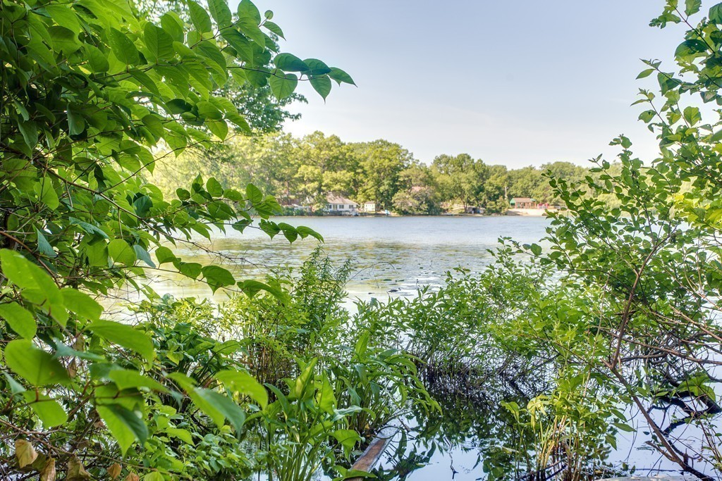 23 Shore Road North Reading, MA 01864 - Photo 16 of 28 Gallery Image 16