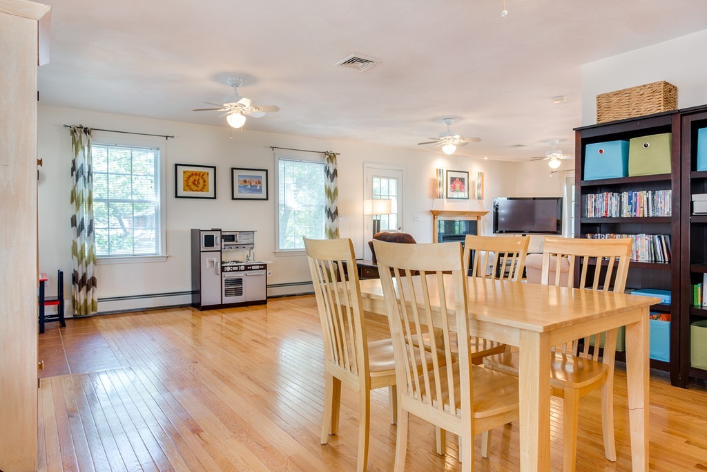 23 Shore Road North Reading, MA 01864 - Photo 5 of 28 Gallery Image 5