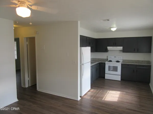 $995 | 2814 North Panama Avenue, Unit 7, Panama City, FL 32405