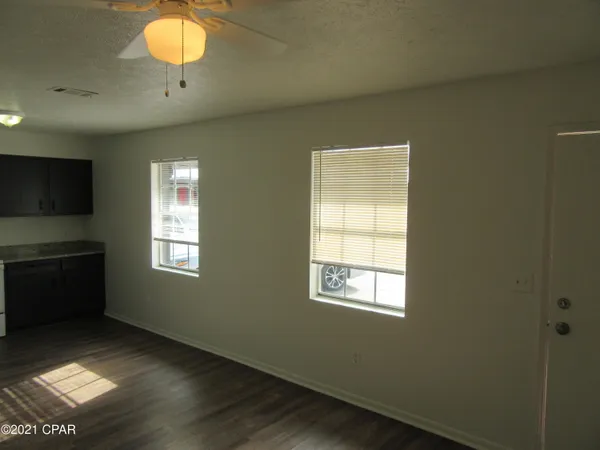 $995 | 2814 North Panama Avenue, Unit 7, Panama City, FL 32405