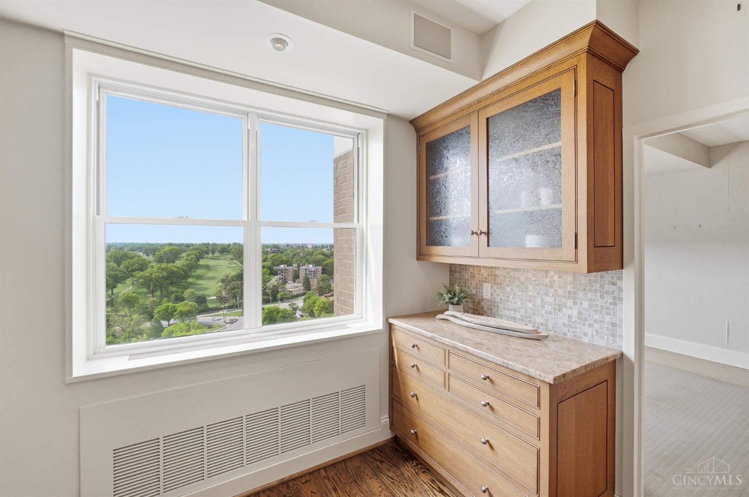 2444 Madison Road, Unit 2002 Cincinnati, OH 45208 - Photo 24 of 86 Gallery Image 24