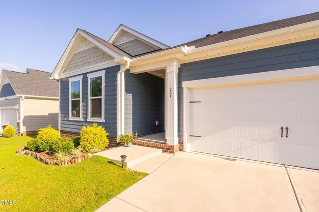 $1,895 | 209 Potomac River Street, Garner, NC 27529
