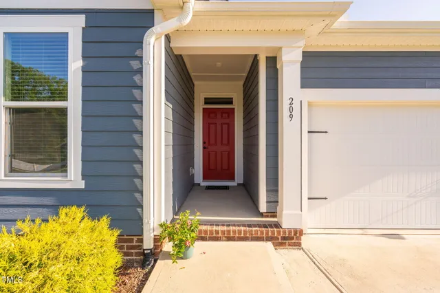 $1,895 | 209 Potomac River Street, Garner, NC 27529