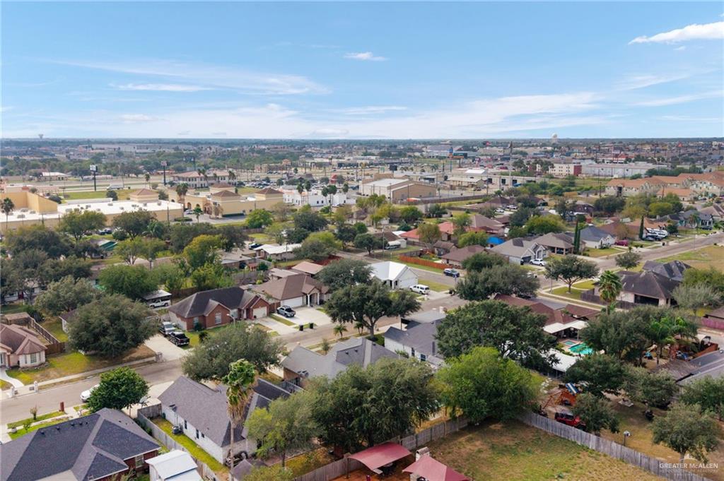 604 Hidden Trace Weslaco, TX 78599 - Photo 19 of 20 an aerial view of multiple house