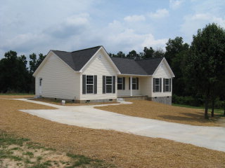 249 Woodlawn Road Chatsworth, GA 30705 - Photo 1 of 1 Main View