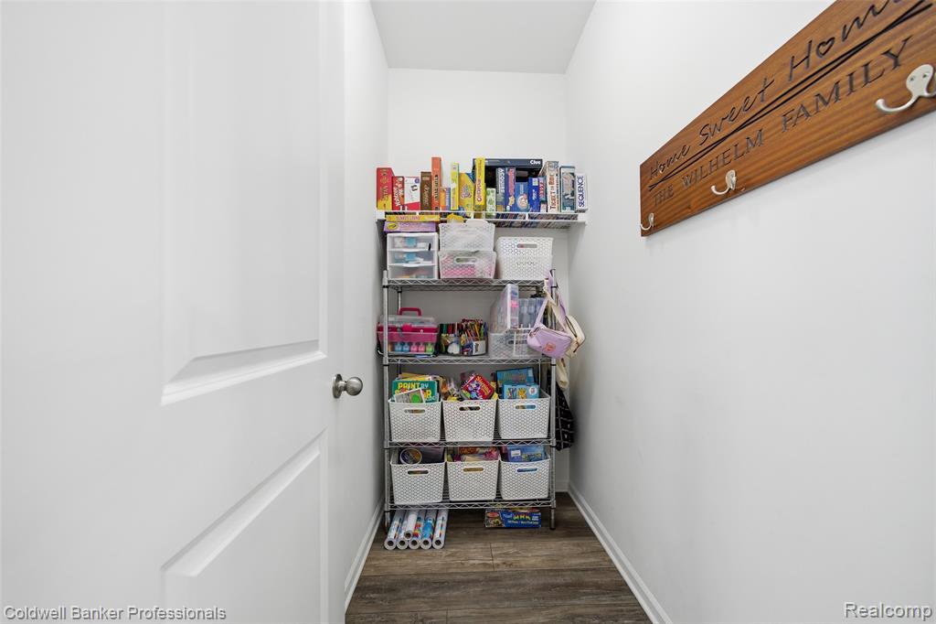 2461 Massoit Road Royal Oak, MI 48073 - Photo 19 of 44 Gallery Image 19