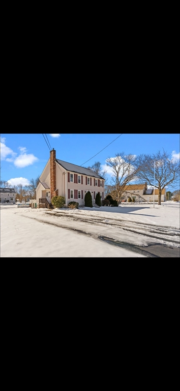 5 Vincent Road Attleboro, MA 02703 - Photo 3 of 32 a view of ocean from a balcony