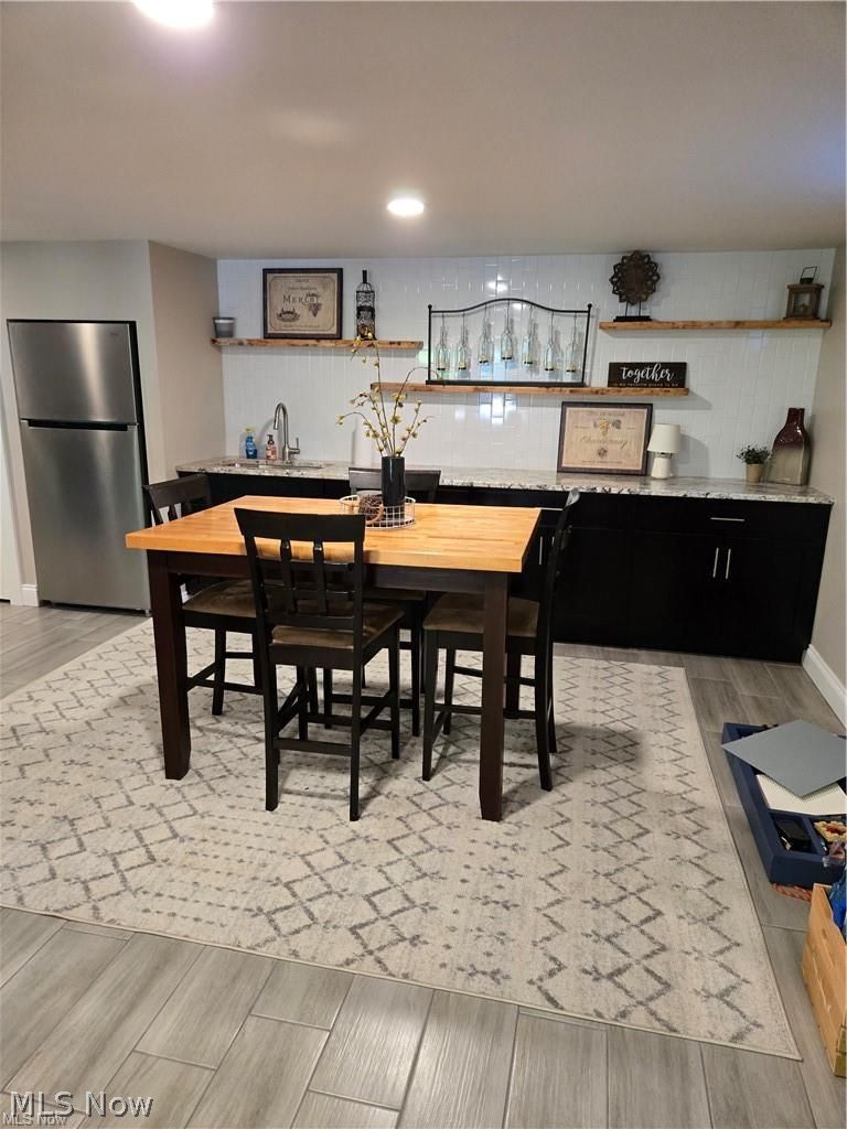 13725 Rockhaven Road Newbury, OH 44065 - Photo 18 of 31 The lower level wet bar