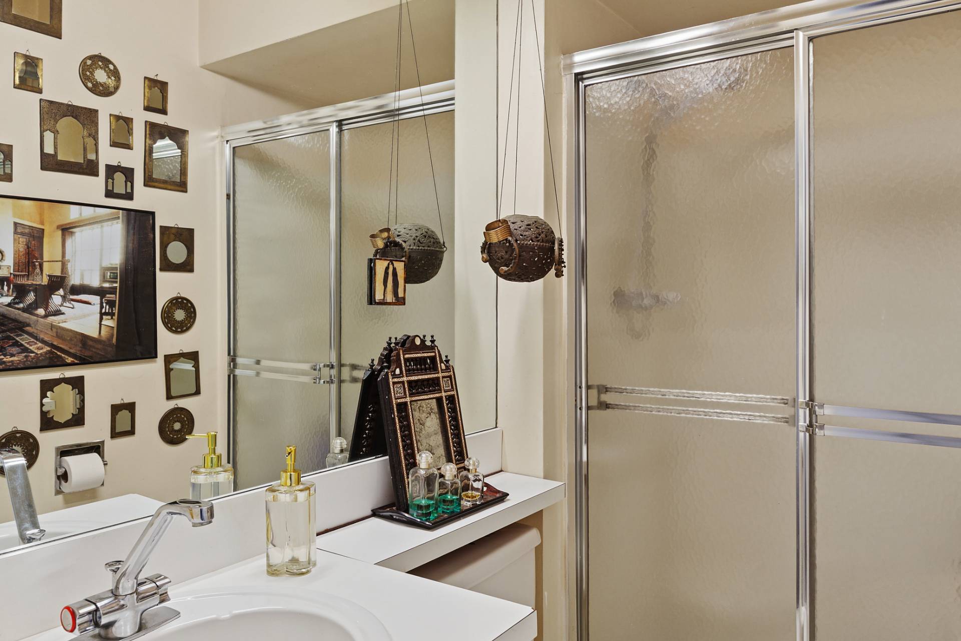 36 Edwards Hole Road East Hampton, NY 11937 - Photo 17 of 23 a bathroom with a shower and a sink