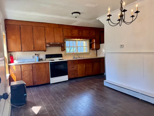 $290,000 | 14-16 Meetinghouse Hill Road, South Sutton, NH 03273