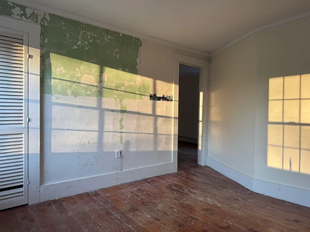 $290,000 | 14-16 Meetinghouse Hill Road, South Sutton, NH 03273