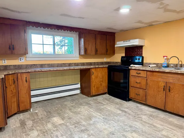 $290,000 | 14-16 Meetinghouse Hill Road, South Sutton, NH 03273