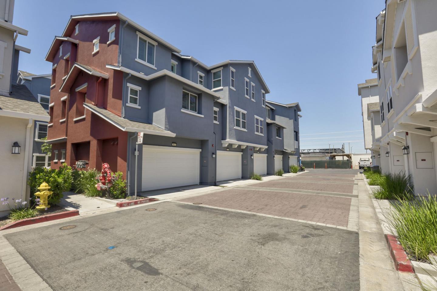 907 Rancho Place San Jose, CA 95126 - Photo 46 of 50 a front view of a building