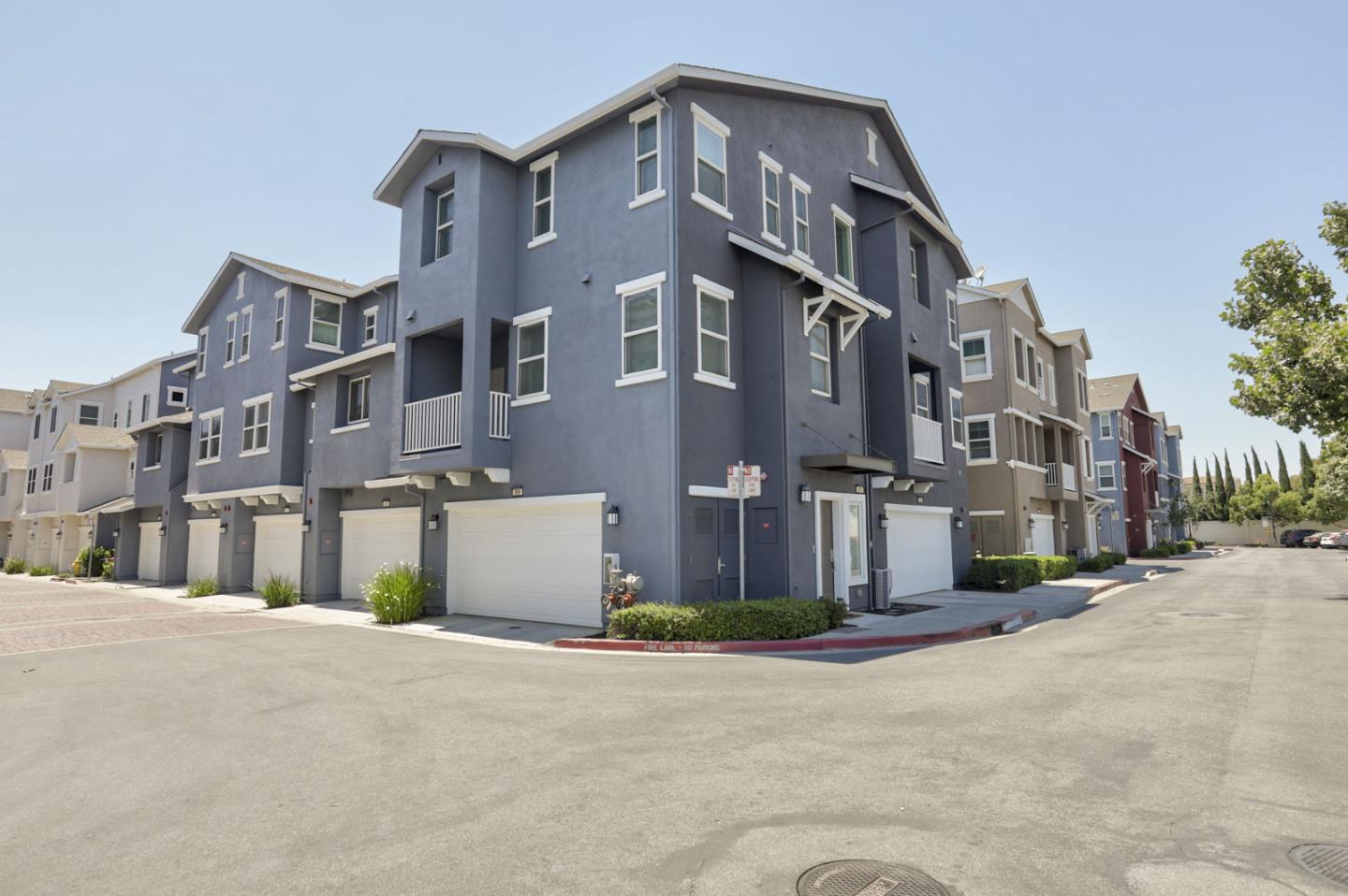 907 Rancho Place San Jose, CA 95126 - Photo 48 of 50 a front view of a building with a street