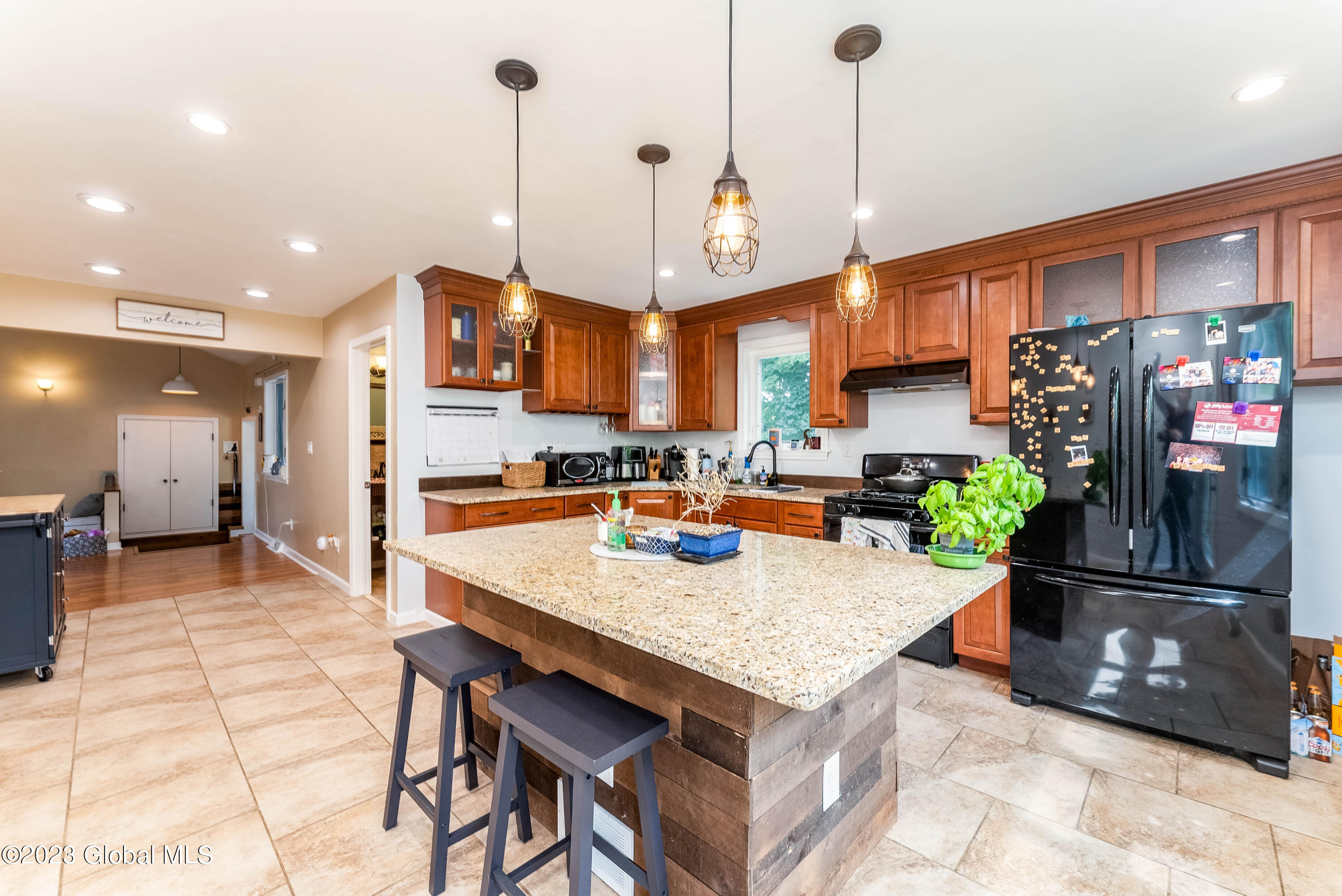 2 Geraldine Place Colonie, NY 12309 - Photo 2 of 38 DSC07780-Edit