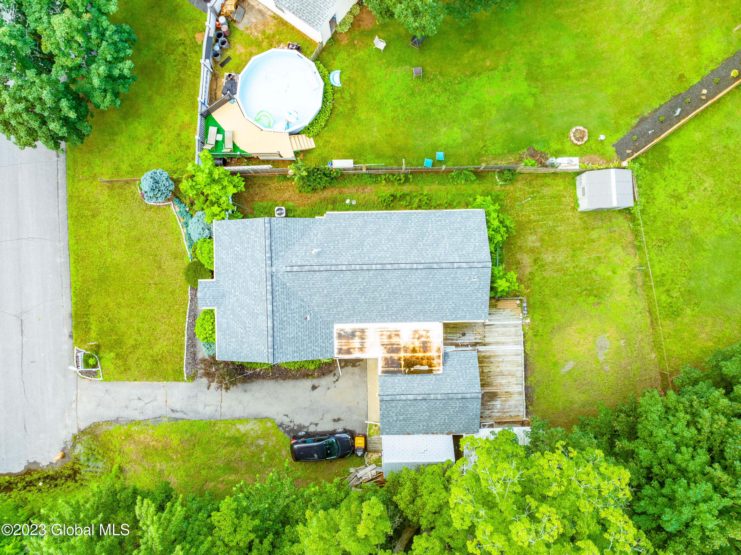 2 Geraldine Place Colonie, NY 12309 - Photo 27 of 38 DJI_0641-HDR