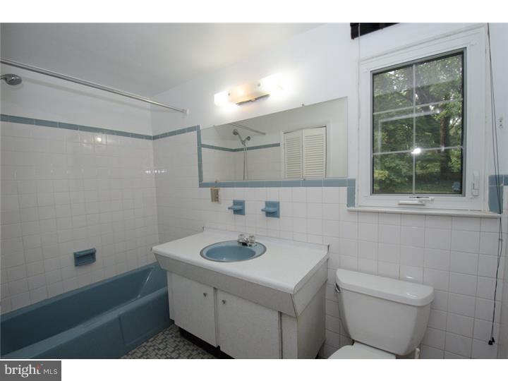 804 Harvey Road Wallingford, PA 19086 - Photo 14 of 24 Bathroom