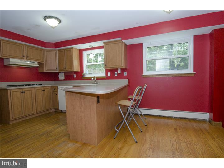 804 Harvey Road Wallingford, PA 19086 - Photo 5 of 24 Kitchen