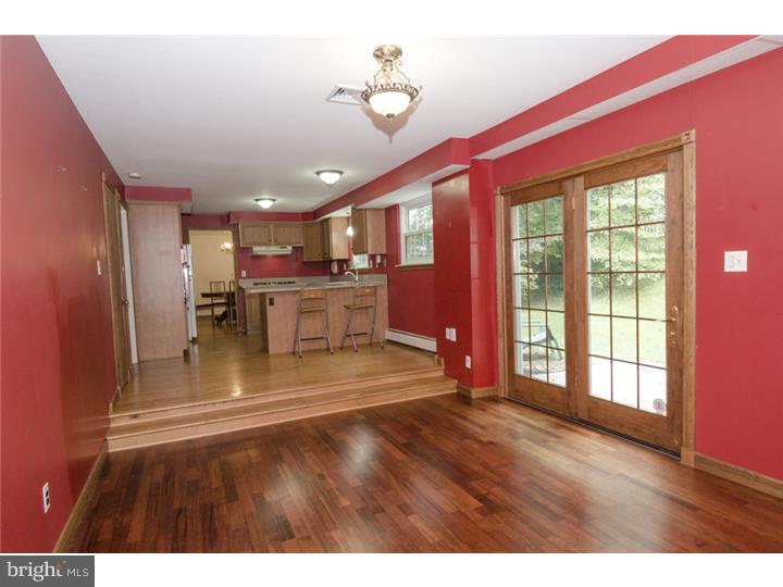 804 Harvey Road Wallingford, PA 19086 - Photo 7 of 24 Family Room