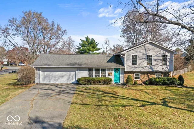 $315,000 | 8820 Deer Run Court, Indianapolis, IN 46256