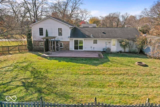 $315,000 | 8820 Deer Run Court, Indianapolis, IN 46256