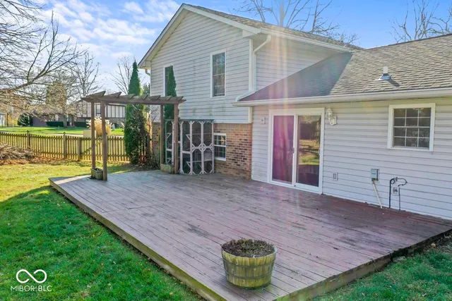 $315,000 | 8820 Deer Run Court, Indianapolis, IN 46256