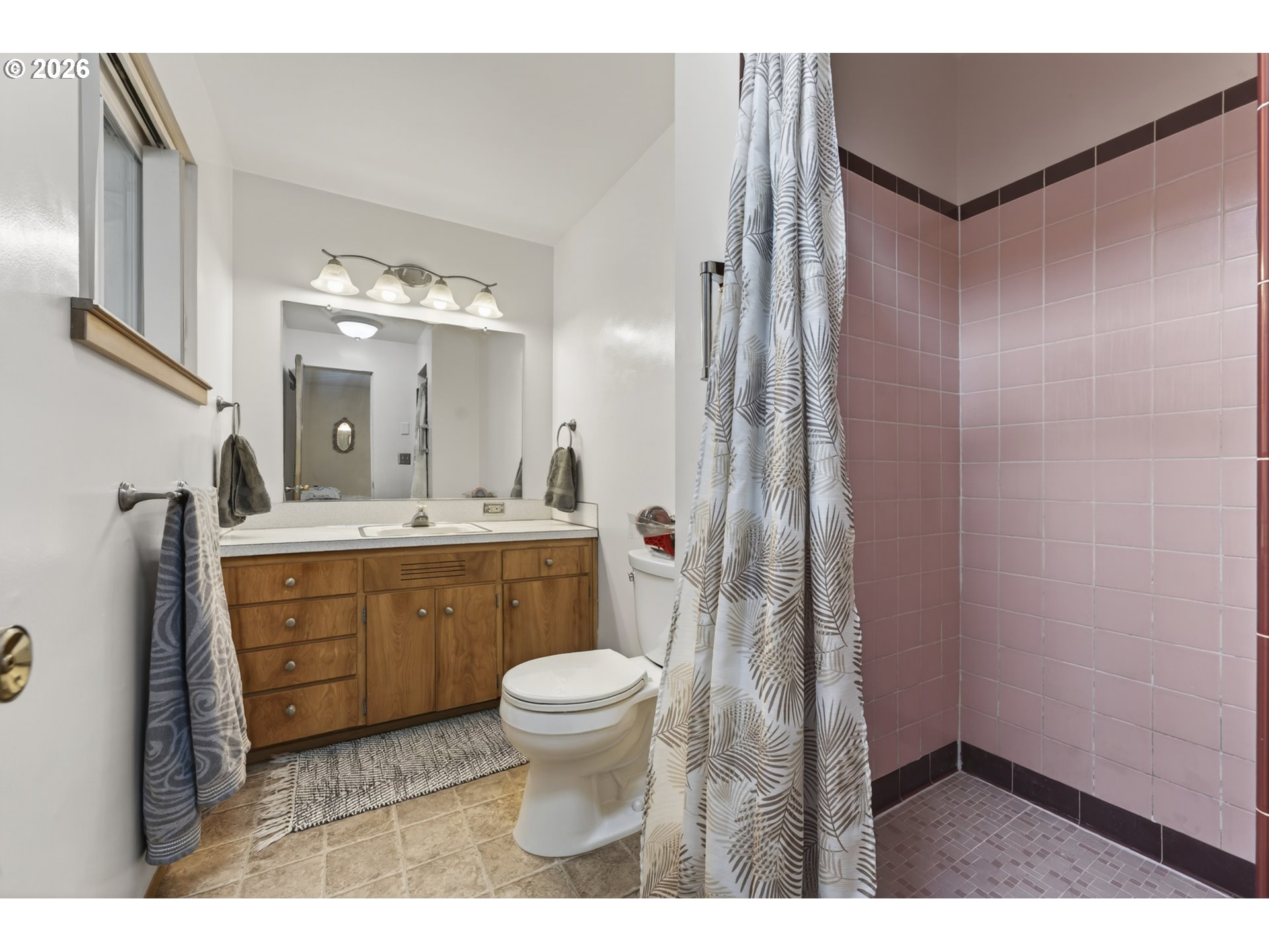 114 Hayden Bridge Way Springfield, OR 97477 - Photo 21 of 33 Bathroom