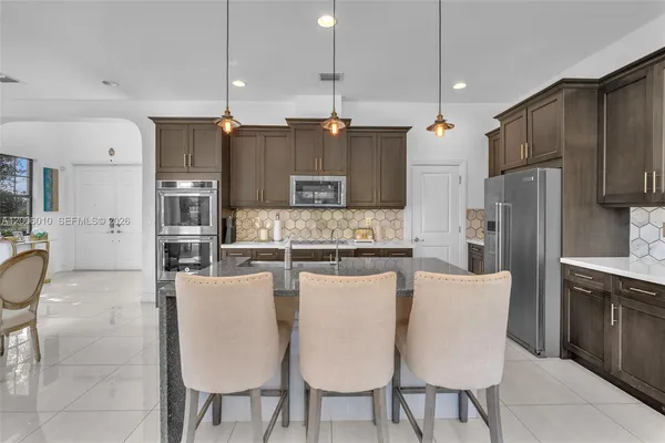 $6,990 | 865 Southwest 113th Lane, Pembroke Pines, FL 33025