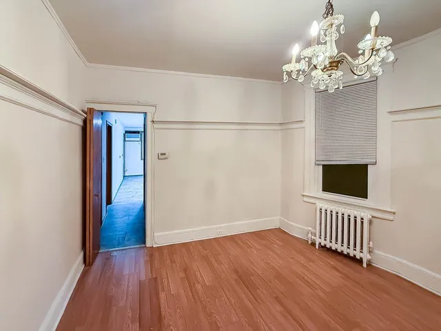 $2,200 | 186 Avenue C, Unit 1, Bayonne, NJ 07002