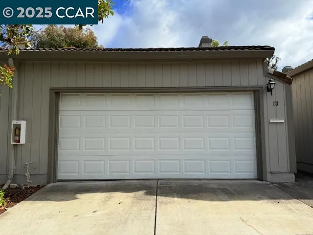 $3,400 | 10 Tarn Court, Hercules, CA 94547