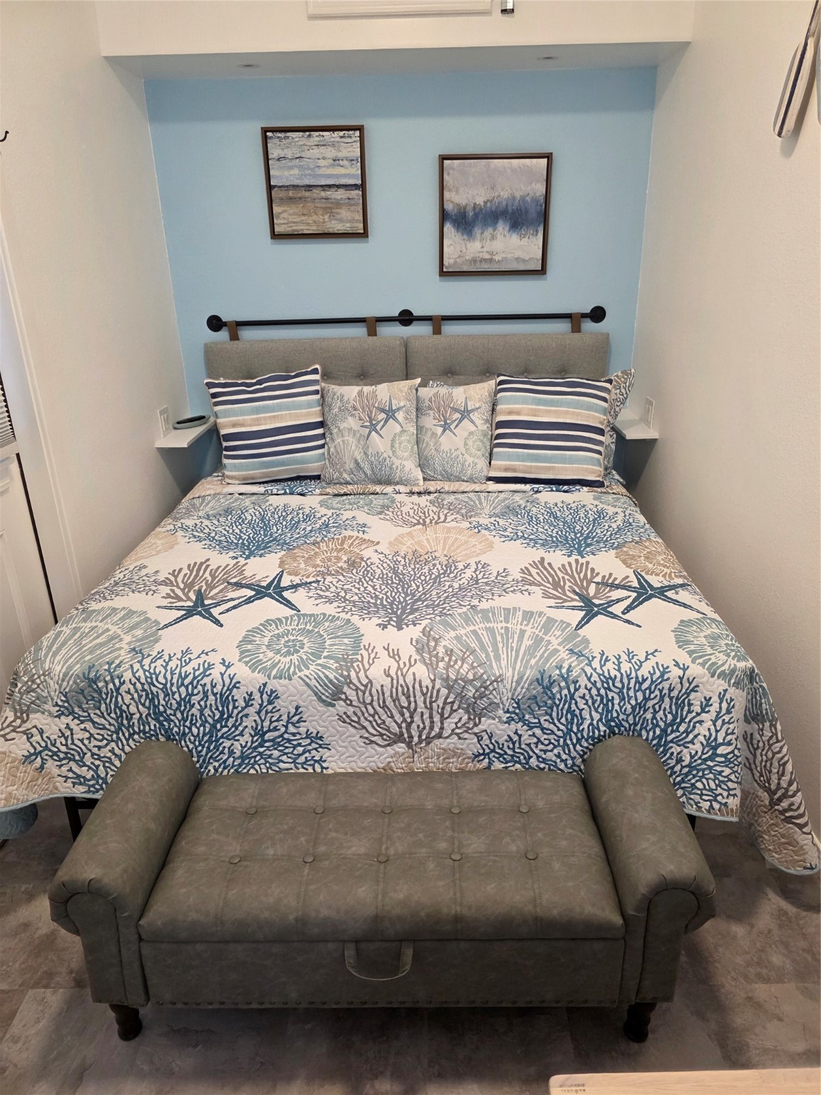 844 Beach Walk Boulevard Conroe, TX 77304 - Photo 18 of 20 a bedroom with a bed and glass window