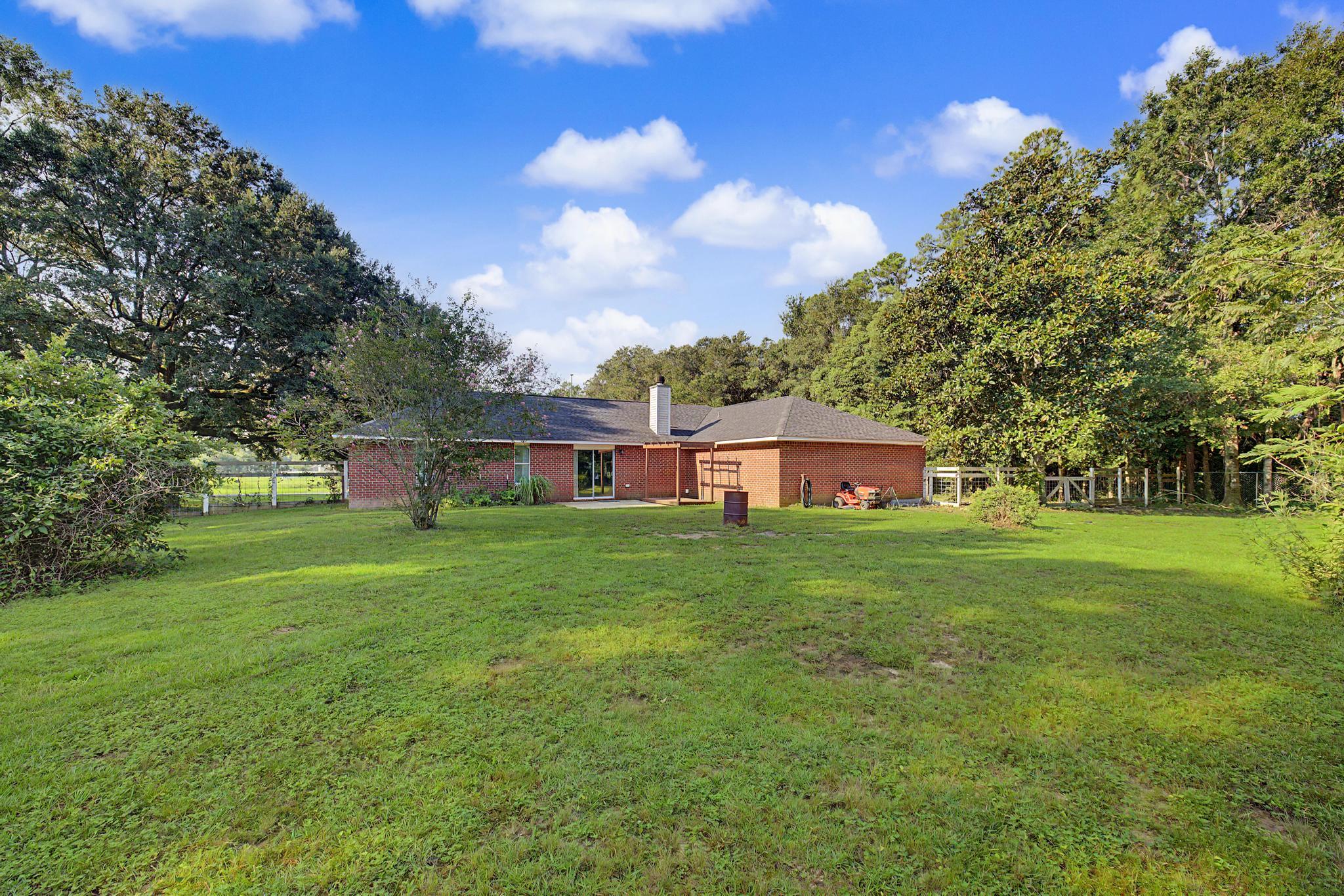 3516 Gardenview Road Pace, FL 32571 - Photo 39 of 58 Gallery Image 39