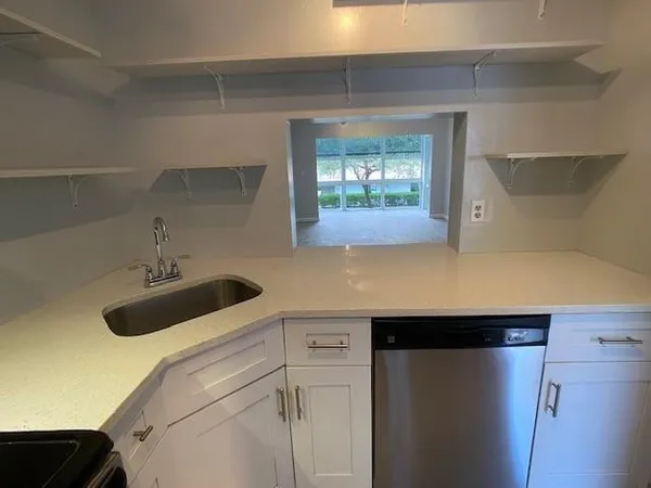 $1,900 | 1501 South Ocean Boulevard, Unit 228, Pompano Beach, FL 33062