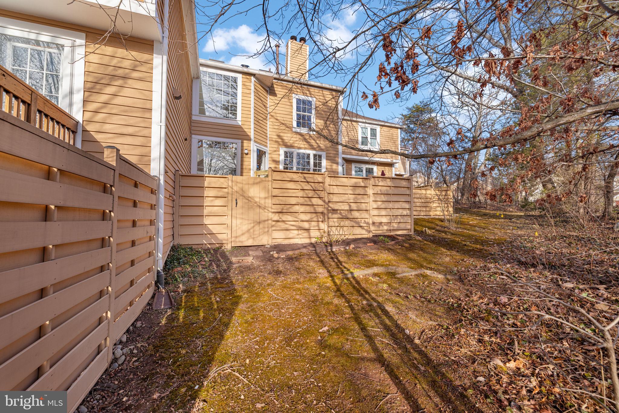 1509 Deer Point Way Reston, VA 20194 - Photo 45 of 50