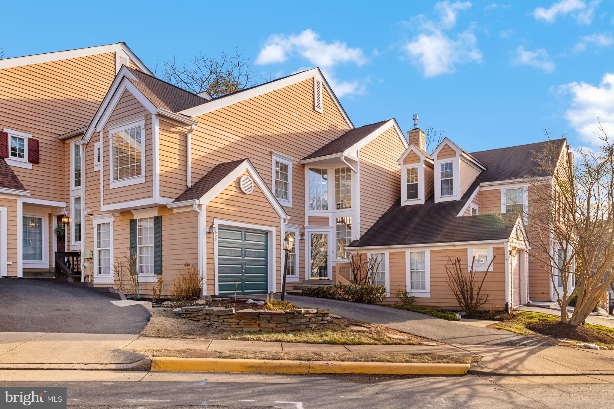 1509 Deer Point Way Reston, VA 20194 - Photo 46 of 50