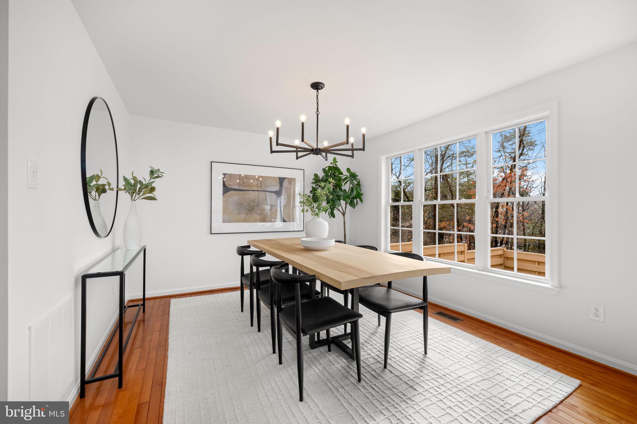 1509 Deer Point Way Reston, VA 20194 - Photo 6 of 50 Dining Room opens to Common area