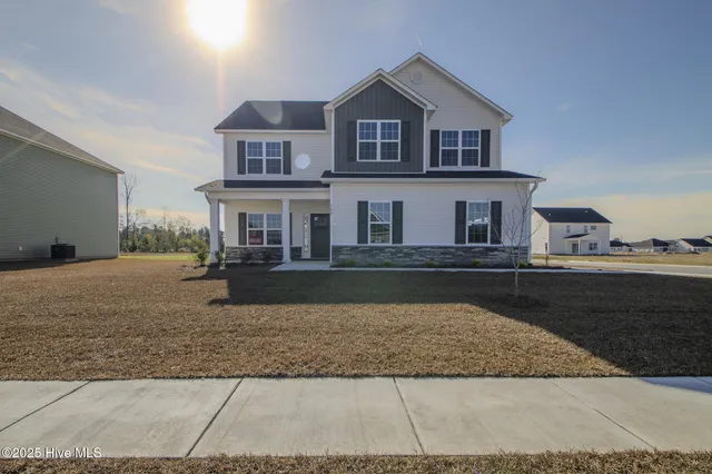 $401,000 | 108 Twisted Vine Boulevard, Jacksonville, NC 28546