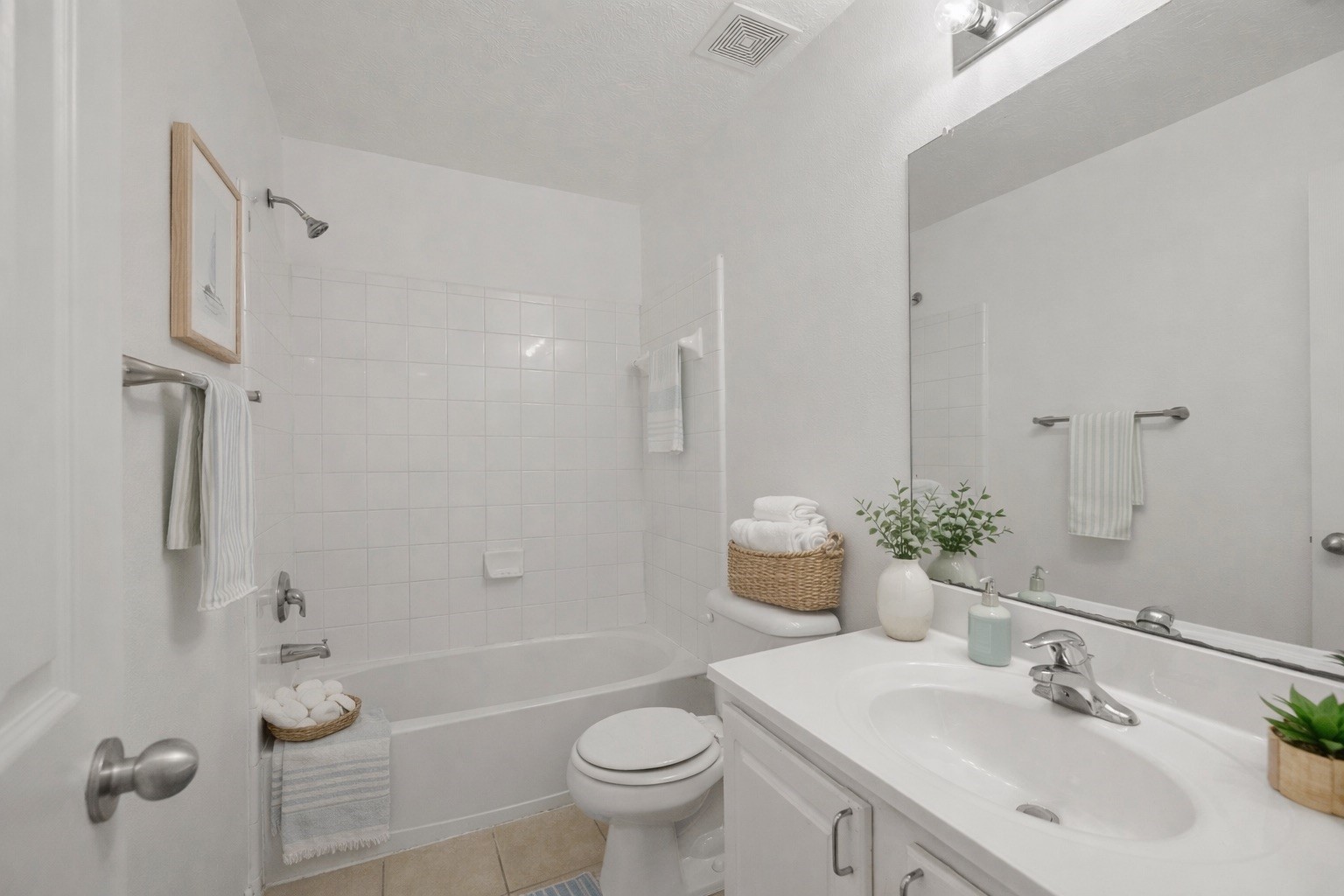 2911 Hackamore Hollow Lane Houston, TX 77014 - Photo 27 of 49 a bathroom with a sink toilet and shower