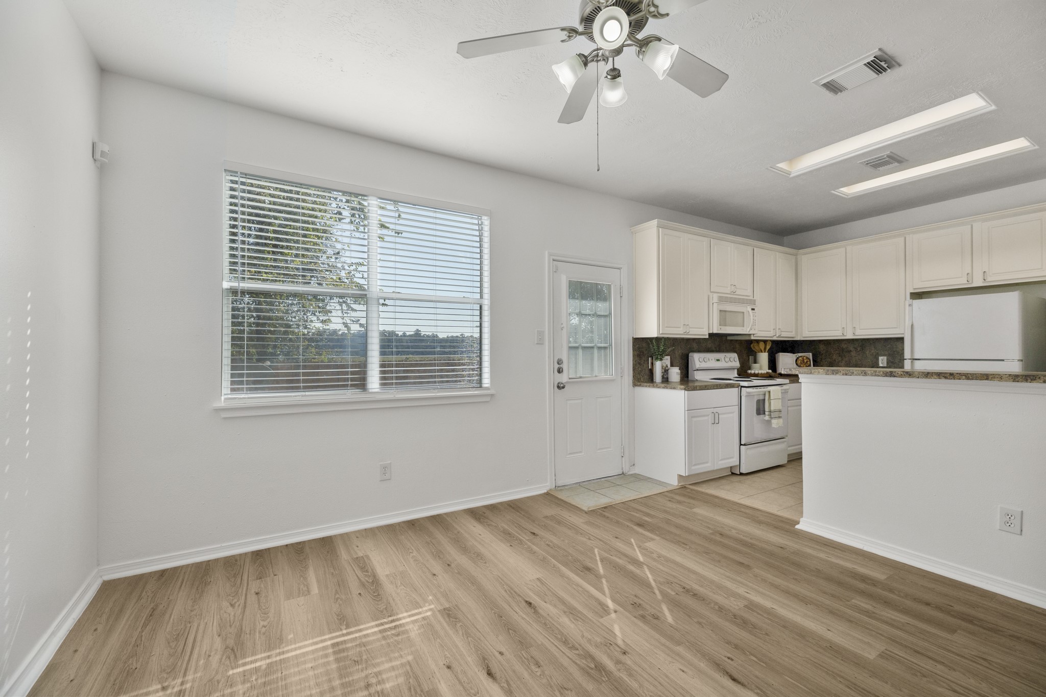 2911 Hackamore Hollow Lane Houston, TX 77014 - Photo 44 of 49