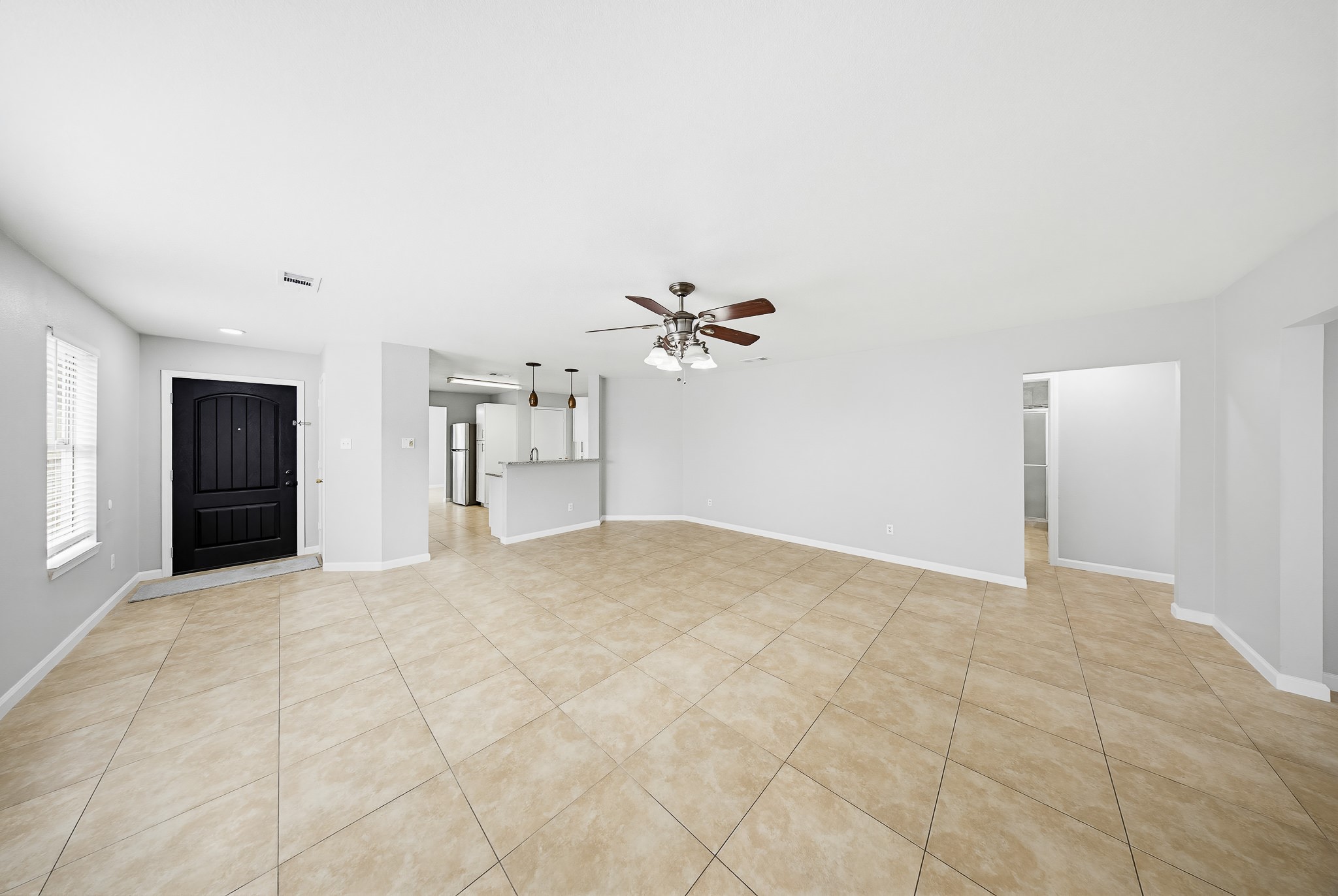 1114 Joshua Tree Lane Houston, TX 77073 - Photo 4 of 21