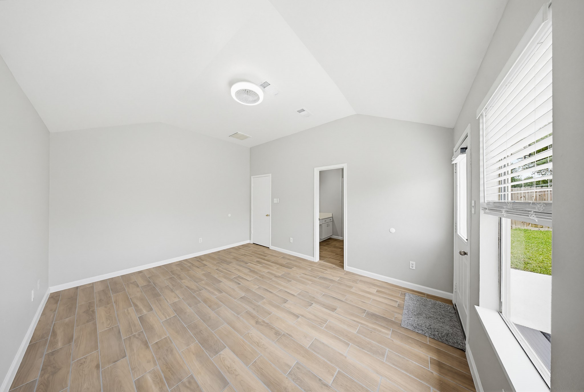 1114 Joshua Tree Lane Houston, TX 77073 - Photo 10 of 21