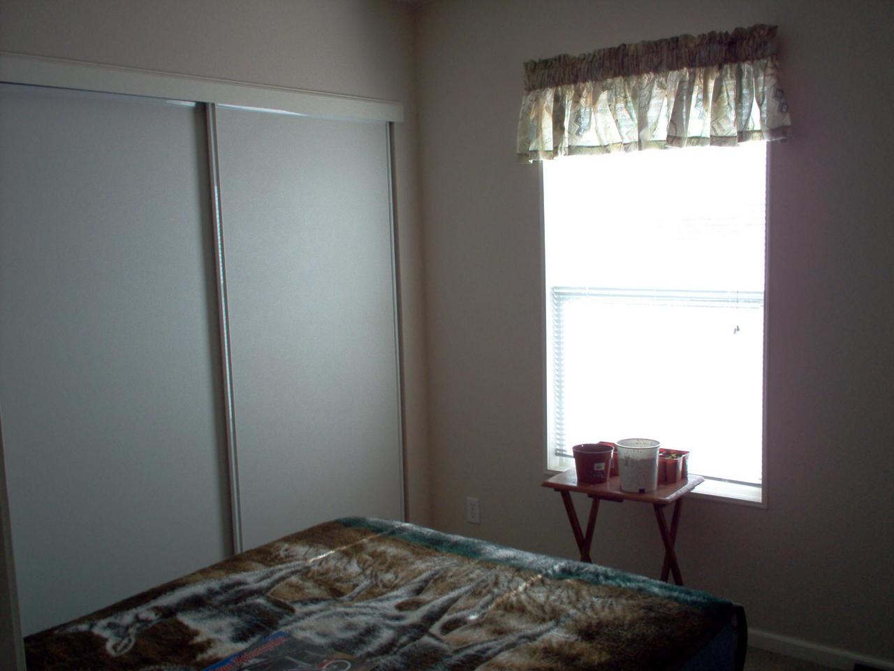 9314 Placer Road Redding, CA 96001 - Photo 13 of 14 Guest Bedroom