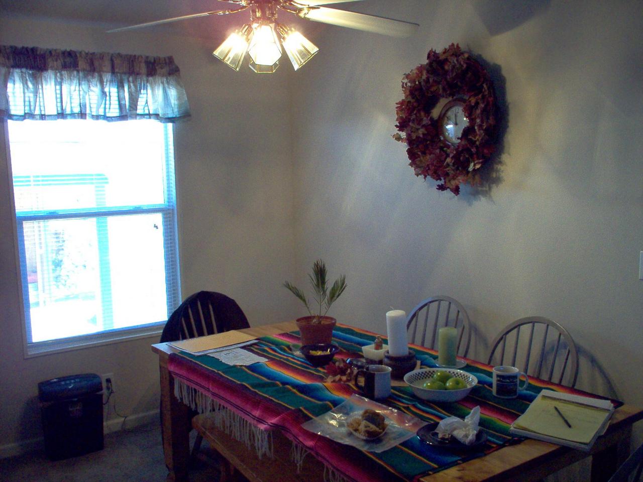 9314 Placer Road Redding, CA 96001 - Photo 6 of 14 Dining Room