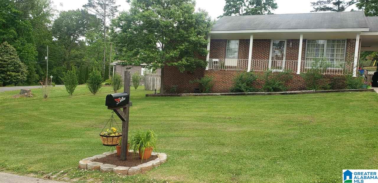 700 Ridgeway Drive Oneonta, AL 35121 - Photo 1 of 32