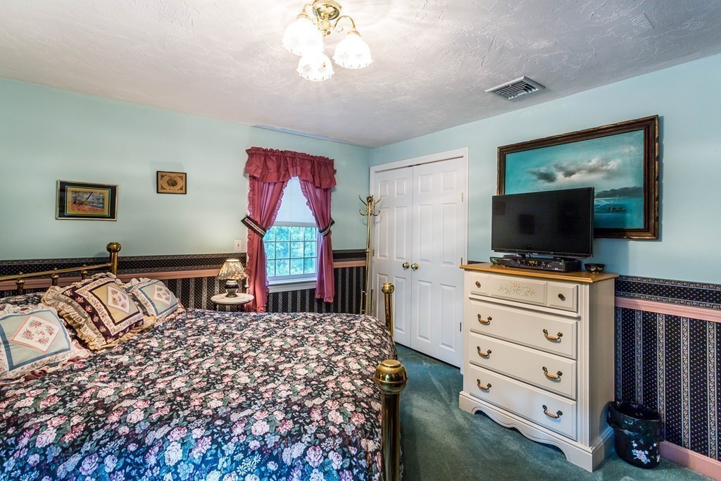 441 Locust Street Raynham, MA 02767 - Photo 16 of 28 Gallery Image 16
