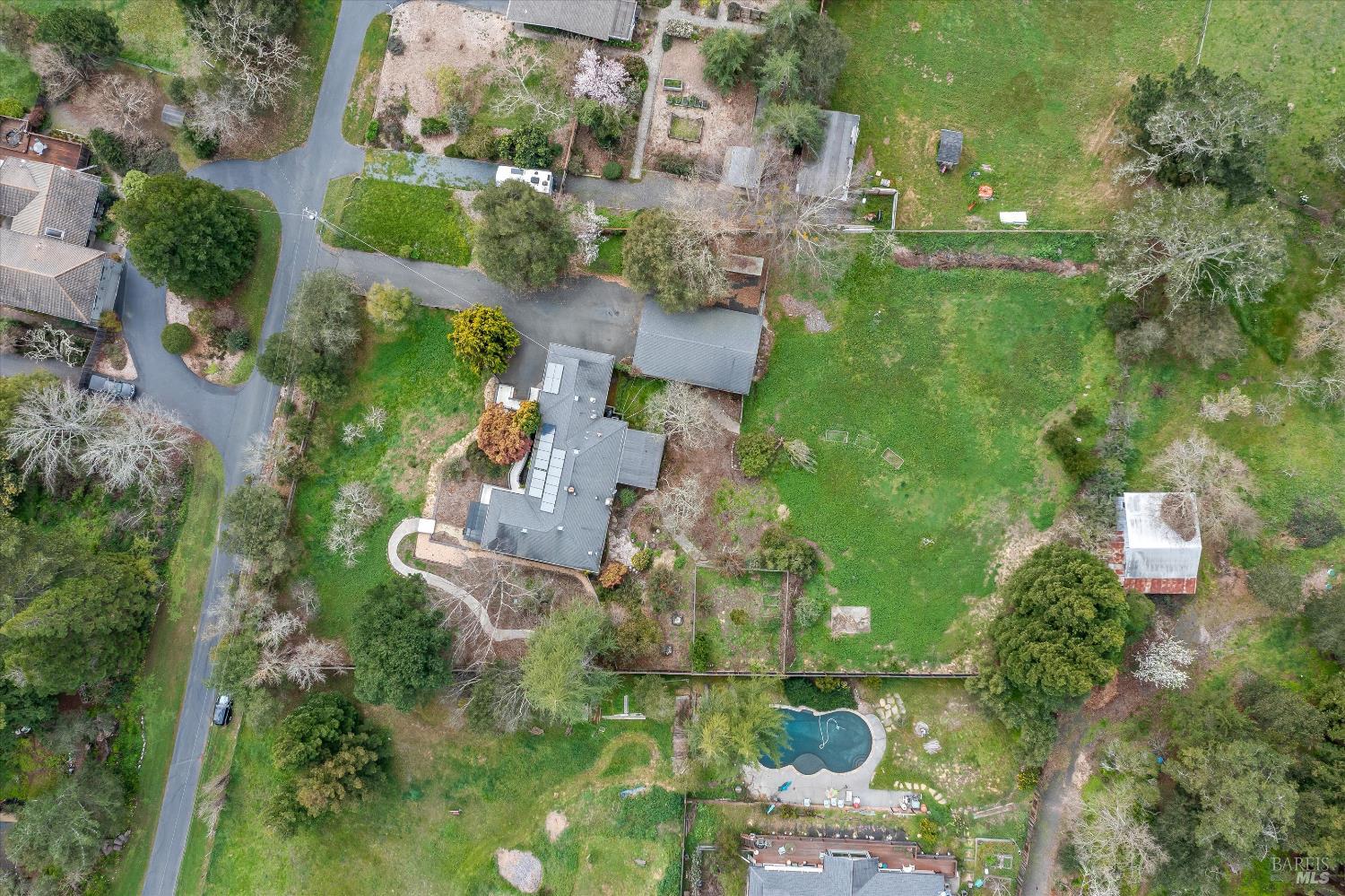 6363 Pond Hollow Road Sebastopol, CA 95472 - Photo 31 of 45