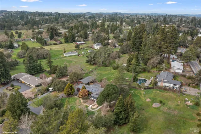 $1,150,000 | 6363 Pond Hollow Road, Sebastopol, CA 95472