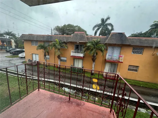 $1,799 | 1008 Northwest 45th Avenue, Unit 15, Miami, FL 33126