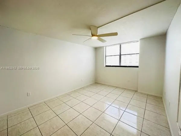 $2,950 | 1621 Collins Avenue, Unit 706, Miami Beach, FL 33139